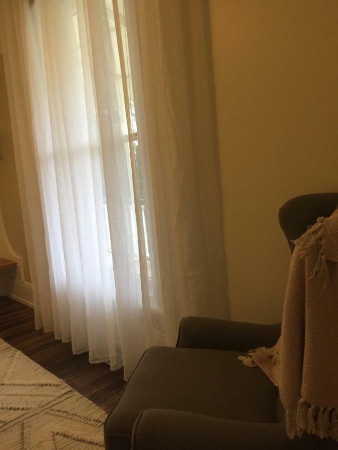 Harrison House Bed & Breakfast สตรอน ภายนอก รูปภาพ